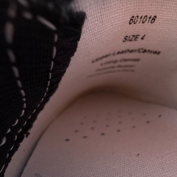 NWT Official Program big boy’s canvas slip on sneakers in camo/black/white Size - Picture 9 of 11